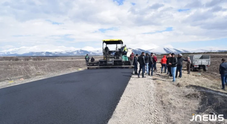 Gürcüstanda Azərbaycanla sərhədə gedən yol bağlanır