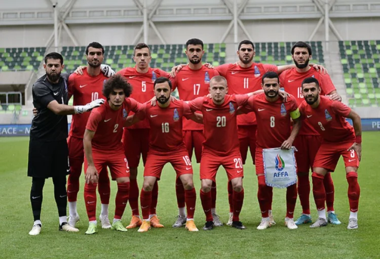 Futbol üzrə Azərbaycan millisi bir pillə irəliləyib