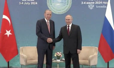 Astanada Türkiyə və Rusiya prezidentlərinin görüşü başlayıb