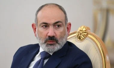 Paşinyan Ermənistana yeni Konstitusiya lazım olduğunu deyib