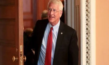 Amerikalı senator İrəvandan Azərbaycana məsləhət verdi