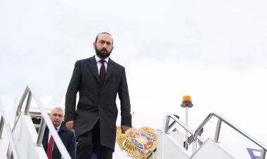 Ararat Mirzoyan Nyu-Yorka işgüzar səfərə gedib