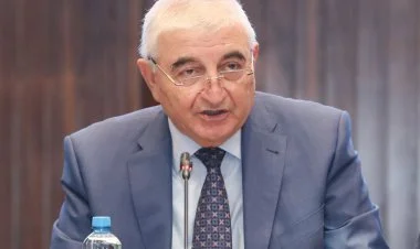 Azərbaycanda seçicilərin çoxu qadınlardır