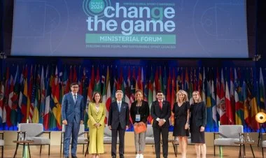 Fərid Qayıbov Parisdə idman nazirlərinin forumunda