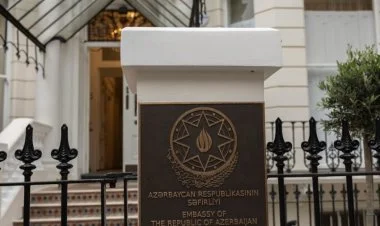 Britaniyadakı səfirliyimiz yeni binaya köçdü