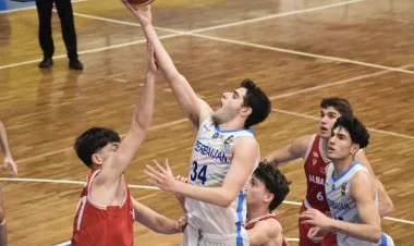 U18 oğlanlarımız da Avropa çempionatının finalında