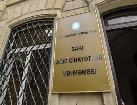 Perinatal Mərkəzin sabiq direktoruna hökm oxunub FOTO