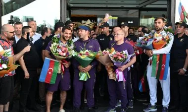 Olimpiadada qızıl medal qazanan cüdoçularımız Bakıya qayıtdı