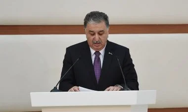 Ağdaş İcra Hakimiyyətinin başçısı vəzifəsindən azad edilib