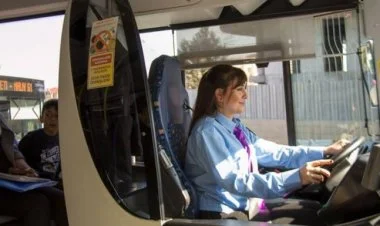 Təkcə kişi sürücülər yox, qadın sürücülər də olmalıdır