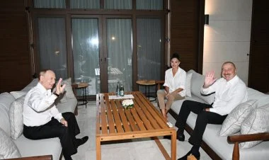 Putin İlham Əliyevin ailəsi ilə şam yeməyində görüşüb VİDEO