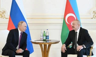 Əliyevlə Putinin məhdud tərkibdə görüşü YENİLƏNİB