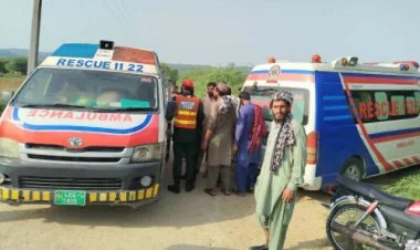 Pakistanda məktəb mikroavtobusu atəşə tutulub