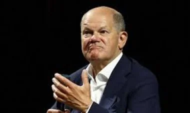 Şolts miqrantların deportasiyasını gücləndirəcək