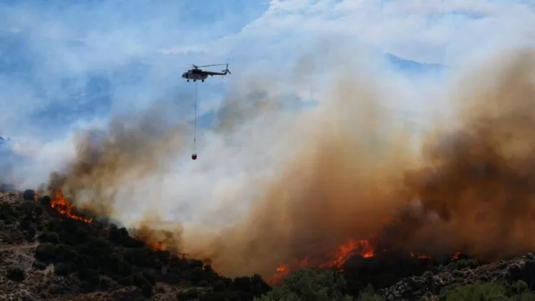 Ağdərədə yanğınların söndürülməsinə 2 helikopter cəlb olunub