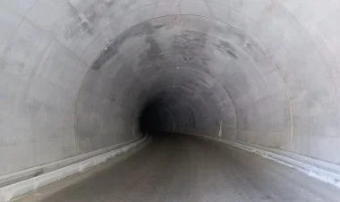 Dünyanın ən uzun avtomobil tunellərindən biri