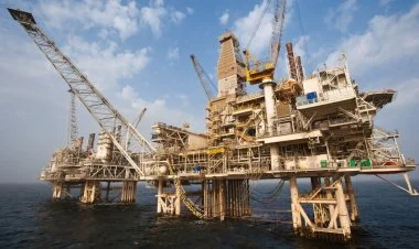 Azərbaycanın neft gəlirləri get-gedə azalır