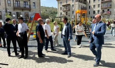 Bu gün Şuşaya köçən 30 ailəyə evlərinin açarları verildi