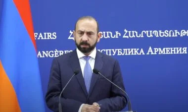 İrəvan müqavilədən çıxartdığı bəndlərsiz sülh istəyir