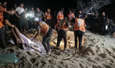 İsrail Xan Yunisə zərbə endirib, azı 40 fələstinli ölüb