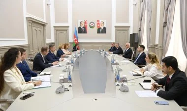 Şahin Mustafayev Oksana Lut ilə görüşüb