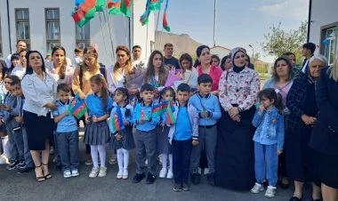 33 ildən sonra Xocalıda ilk tədris ilinin zəngi çalınıb FOTO