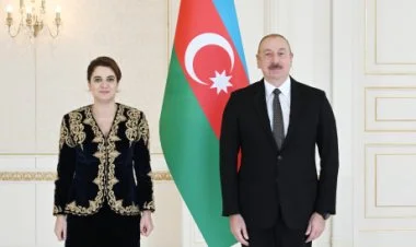 İlham Əliyev yeni səfirin etimadnaməsini qəbul etdi