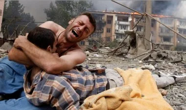 2008-ci ildə Cənubi Osetiyada müharibəni Saakaşvili başlayıb