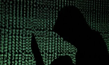 Rus hakerləri Paşinyanın ofisinin məlumat bazasını qırıb