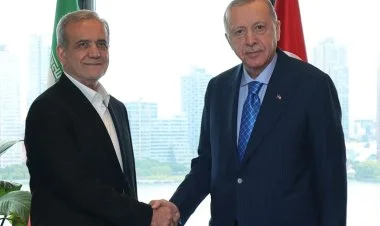Ərdoğanın Pezeşkianla görüşdü
