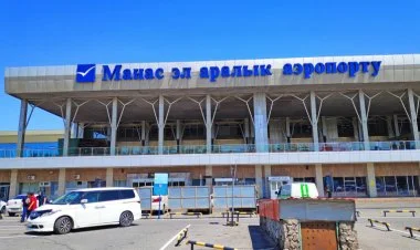 Qırğızıstanın Manas hava limanında bomba xəbəri