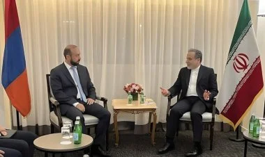 İran və Ermənistan XİN başçıları görüşüblər