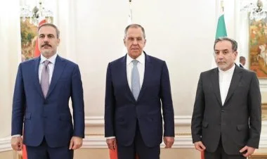 İran, Rusiya və Türkiyə xarici işlər nazirləri görüşdülər