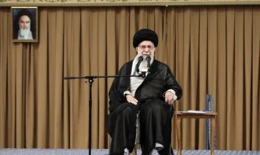 Xamenei İrandakı etirazlarlara görə ABŞ-ı suçladı