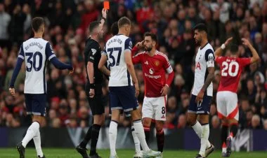 "Tottenhem" səfərdə "Mançester Yunayted"i darmadağın edib