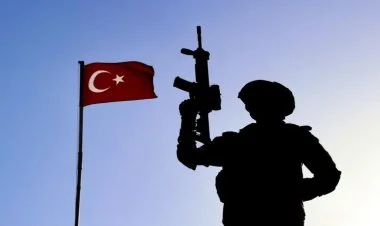 Türkiyə hərbçiləri İraq və Suriyada altı terrorçu öldürüb