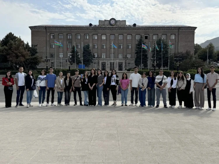 Qarabağ Universitetinin tələbələri Xankəndiyə gəliblər