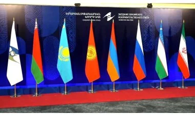 İrəvanda Aİİ forumunun plenar iclası keçirilir