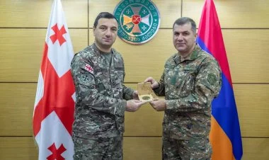Gürcüstan və Ermənistan hərbi əməkdaşlığı müzakirə edirlər