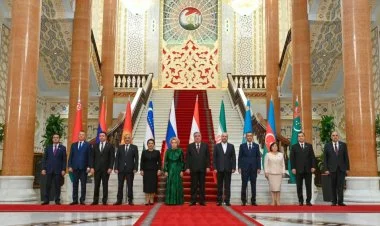 Milli Məclisin sədri Tacikistan Prezidenti ilə görüşüb