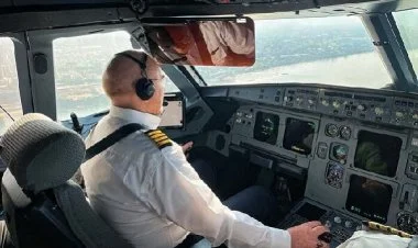 İran parlamentinin sədri Livana təyyarəni özü sürdü