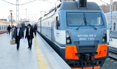 Azərbaycanda sərnişin qatarlarında sürət həddi endirilib