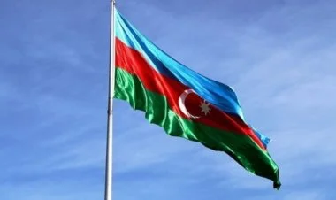Azərbaycanın dövlət müstəqilliyinin bərpasından 33 il ötür