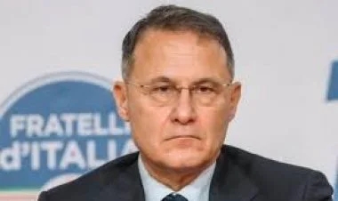 Edmondo Çirielli Avroparlamentin qətnaməsini pisləyib