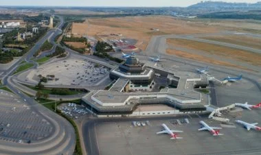 İran üzərindəki hava məkanı bağlanıb