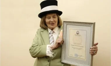 Xalq artisti Lyudmila Duxovnaya təltif edilib