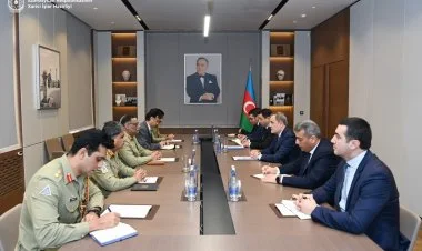 Ceyhun Bayramov ordu generalı Sahir Şəmşad Mirzə ilə görüşüb