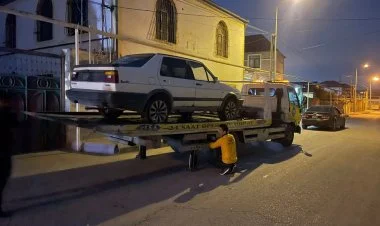Azərbaycanda ilk dəfə avtomobil utilizasiya edilib