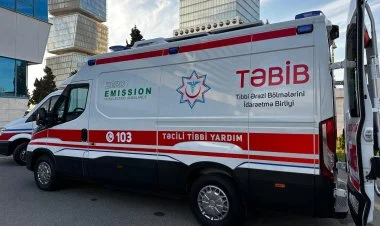 Azərbaycana 5 elektrikli təcili tibbi yardım maşını gəlib