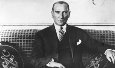 Bu gün Atatürkün anım günüdür